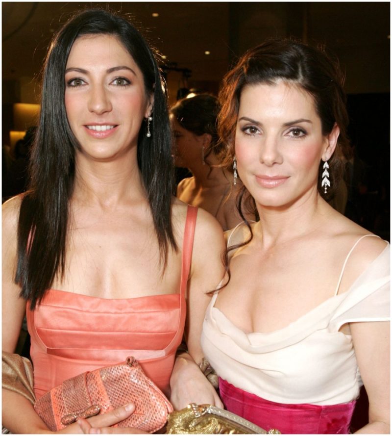 sandra bullock sister